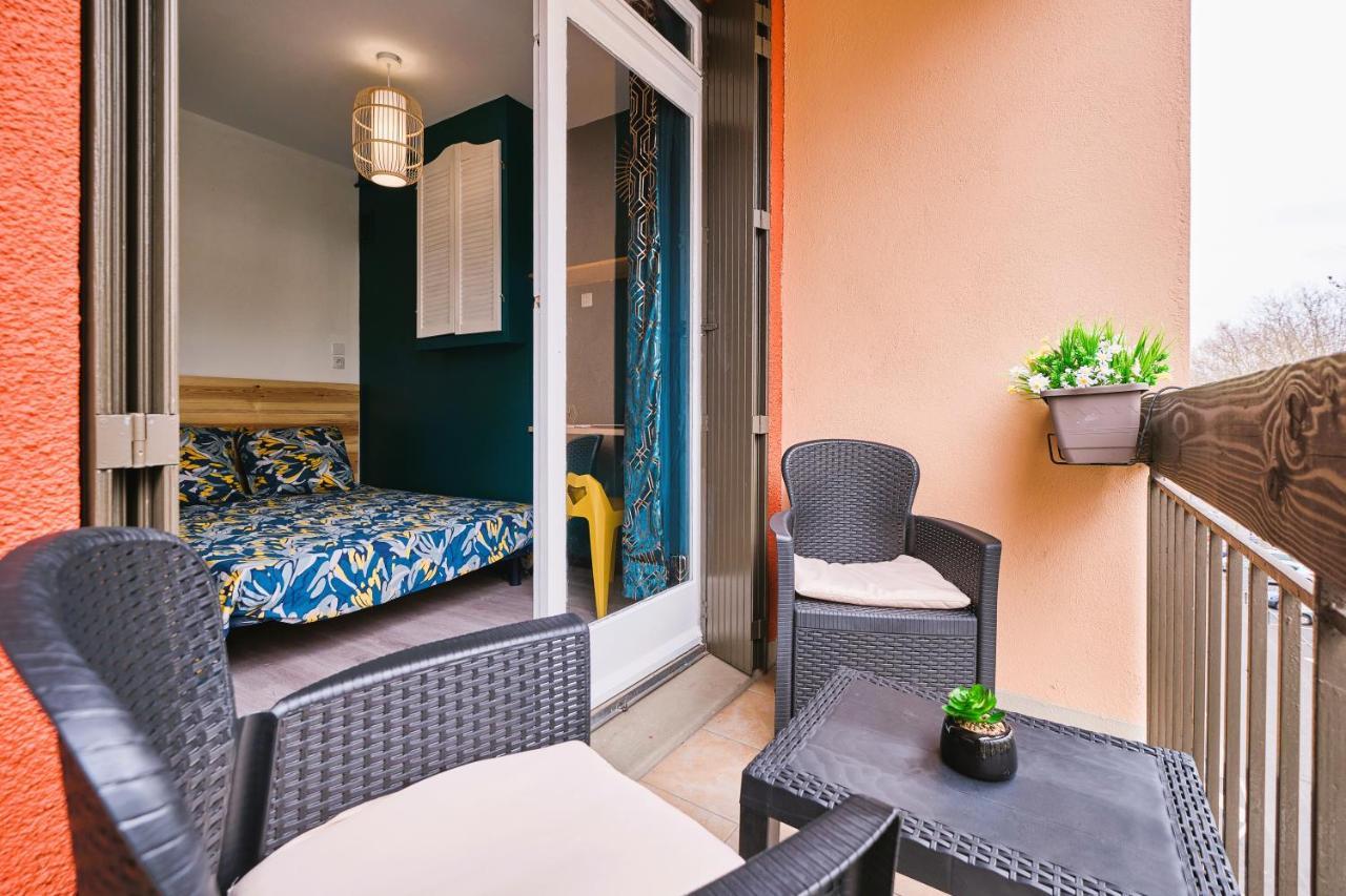 Tout Confort ! Climatisation, Centre-Ville, Parking, Terrasse, Wifi, Netflix Carcassonne Eksteriør bilde